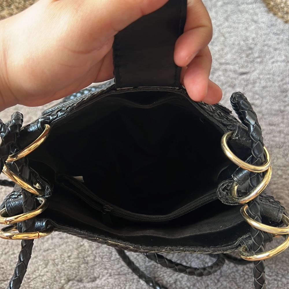 Black Purse - Picture 3 of 3